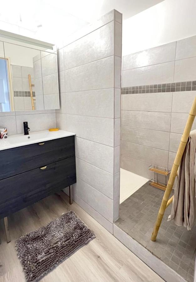L'Eden Cocoon 3 Etoiles Proche Plage Saint Gilles Les Bains Εξωτερικό φωτογραφία